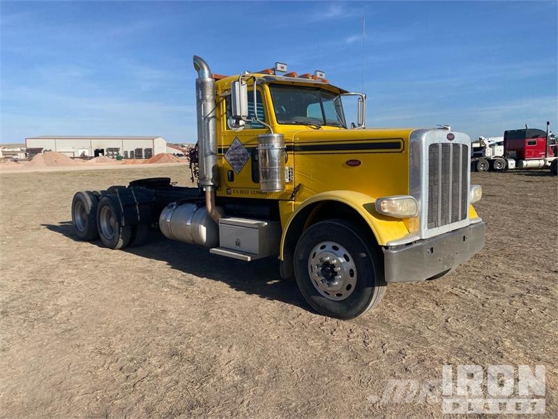 Peterbilt 388 Vlačilci