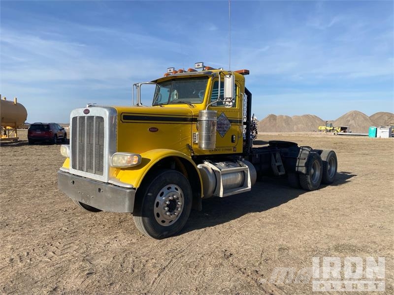 Peterbilt 388 Vlačilci