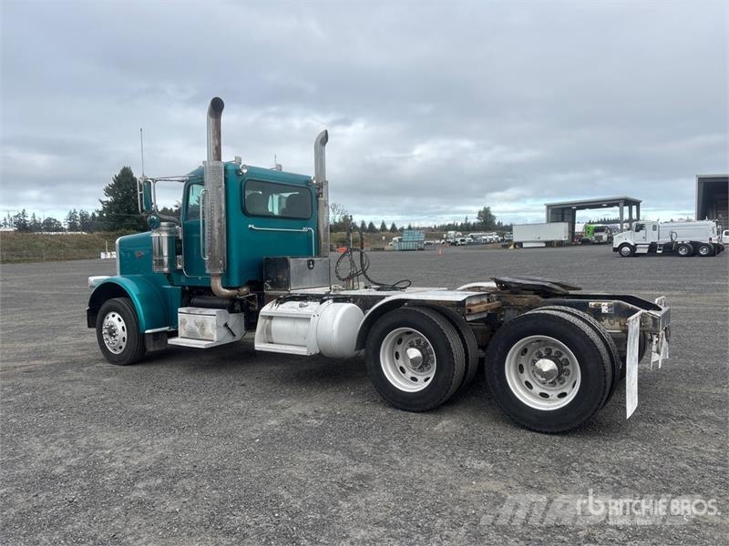 Peterbilt 388 Vilcēji