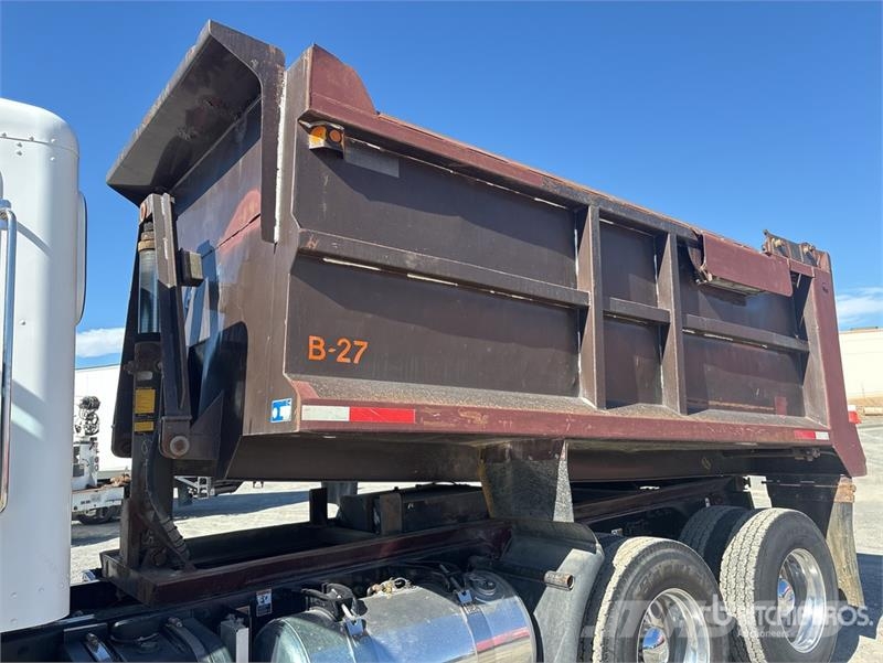 Peterbilt 388 Грузовики-Самосвалы
