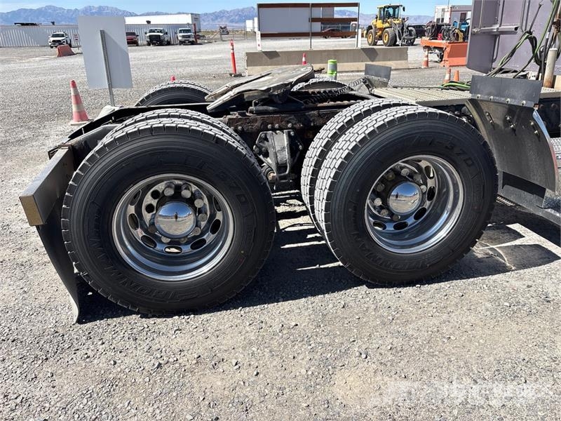 Peterbilt 389 Vetopöytäautot