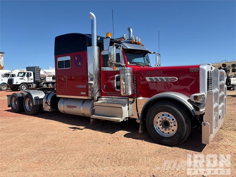 Peterbilt 389 Vlačilci
