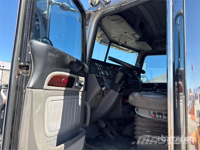 Peterbilt 389 Vetopöytäautot