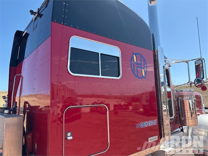 Peterbilt 389 Vlačilci