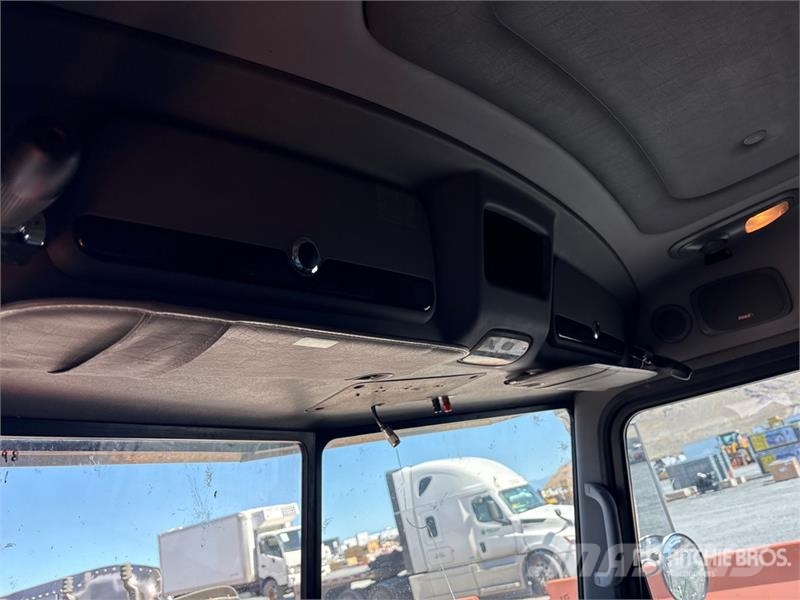 Peterbilt 389 Vetopöytäautot