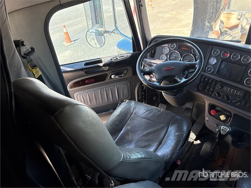 Peterbilt 389 Vetopöytäautot