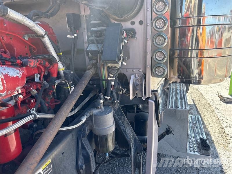 Peterbilt 389 Vetopöytäautot