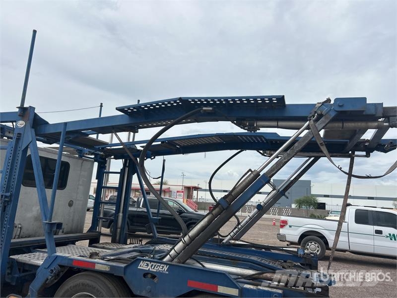Peterbilt 389 Evakuatori