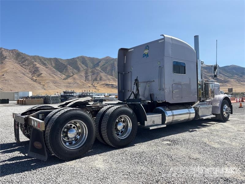 Peterbilt 389 Vetopöytäautot