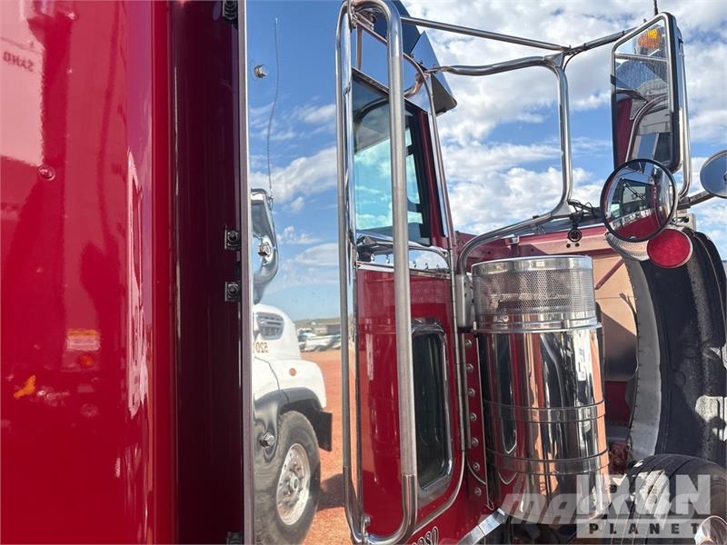 Peterbilt 389 Vlačilci