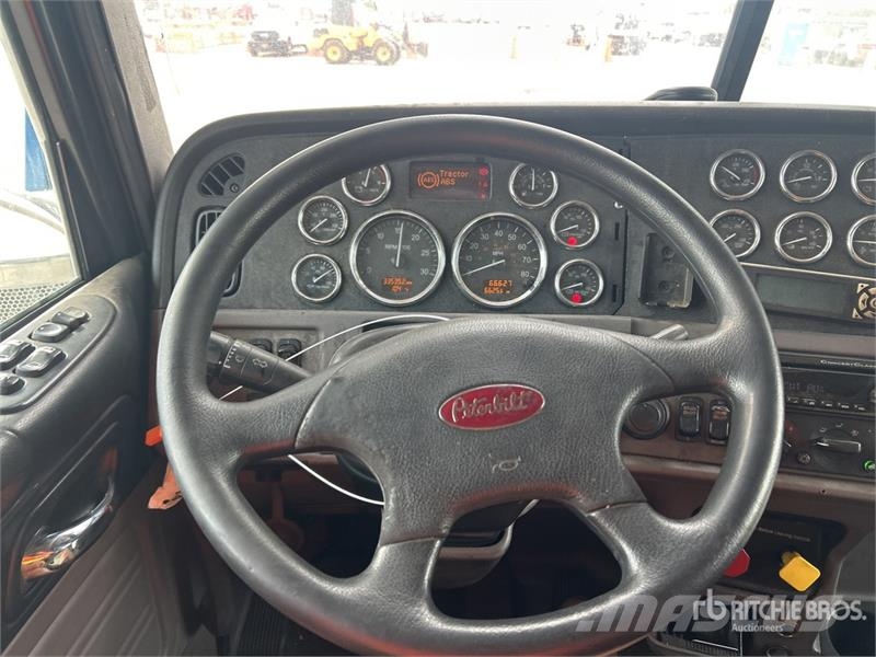 Peterbilt 389 Evakuatori