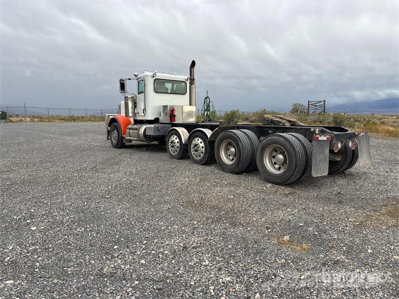 Peterbilt 389 10x4 Heavy Haul Quad/A Day Cab Truck Tractor 기타 트럭