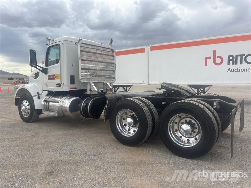 Peterbilt 567 Sattelzugmaschinen