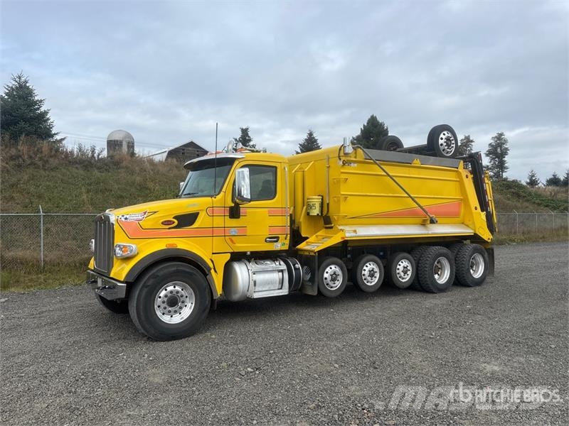 Peterbilt 567 Camion benne