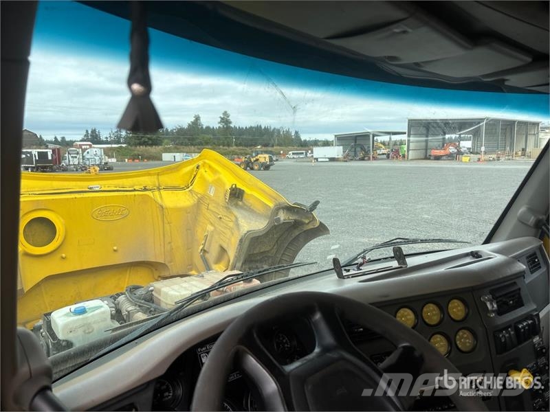 Peterbilt 567 Camion benne