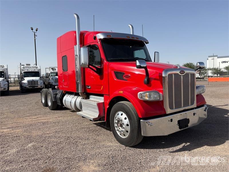 Peterbilt 567 Vlačilci