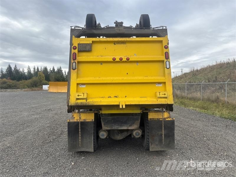 Peterbilt 567 Camion benne