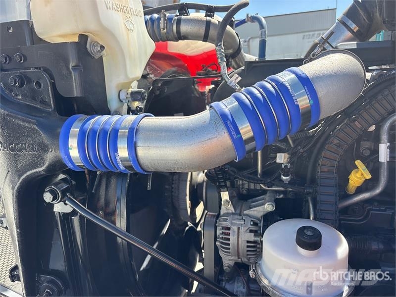 Peterbilt 567 Trekkers