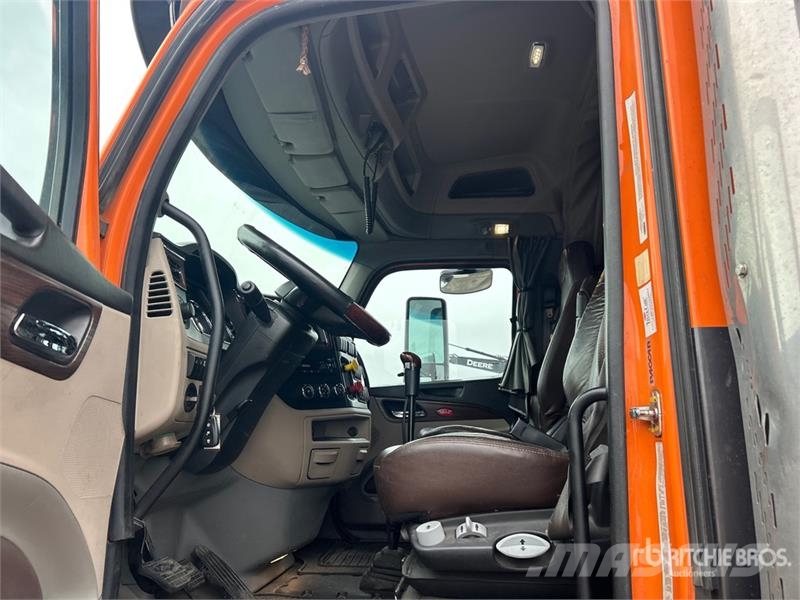 Peterbilt 567 Vilcēji
