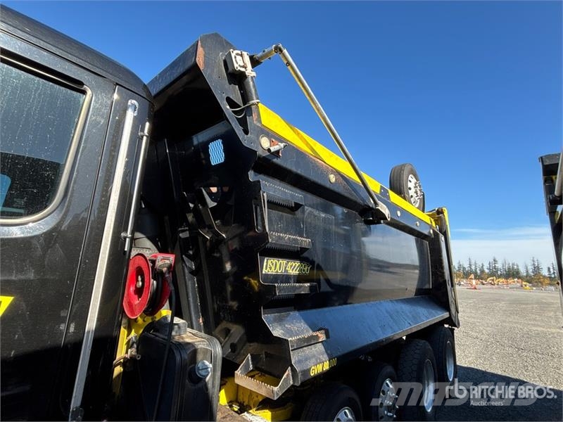 Peterbilt 567 Camiões basculantes