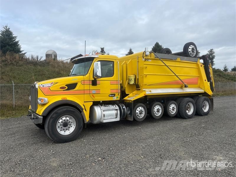 Peterbilt 567 Camion benne