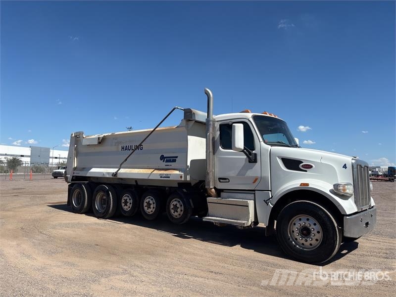 Peterbilt 567 Sora- ja kippiautot