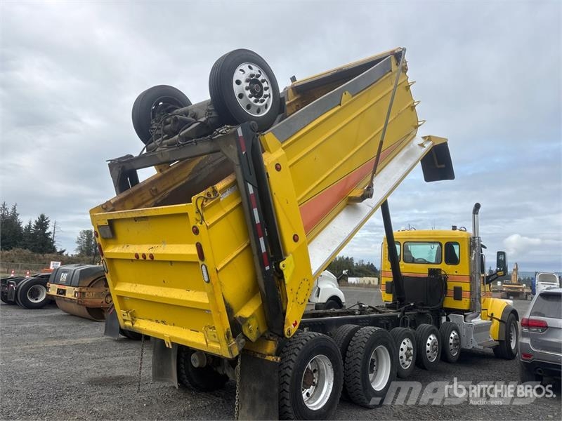 Peterbilt 567 Camion benne