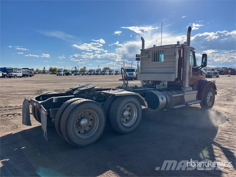 Peterbilt 567 Vilcēji