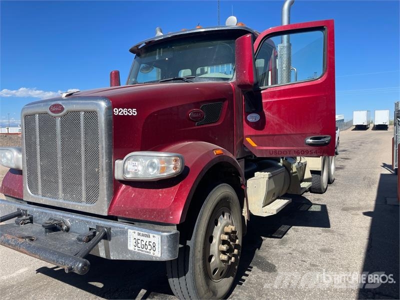 Peterbilt 567 Sadulveokid