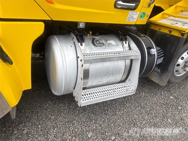 Peterbilt 567 Camion benne