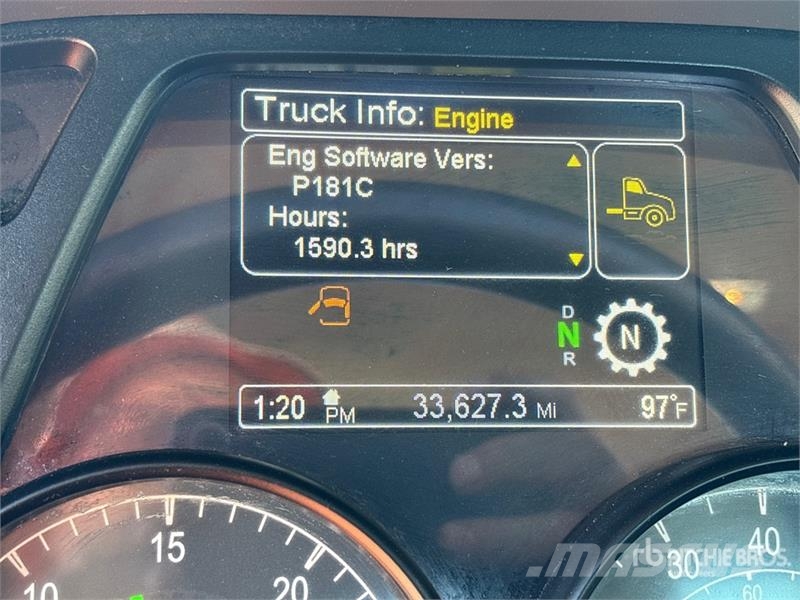 Peterbilt 567 Trekkers