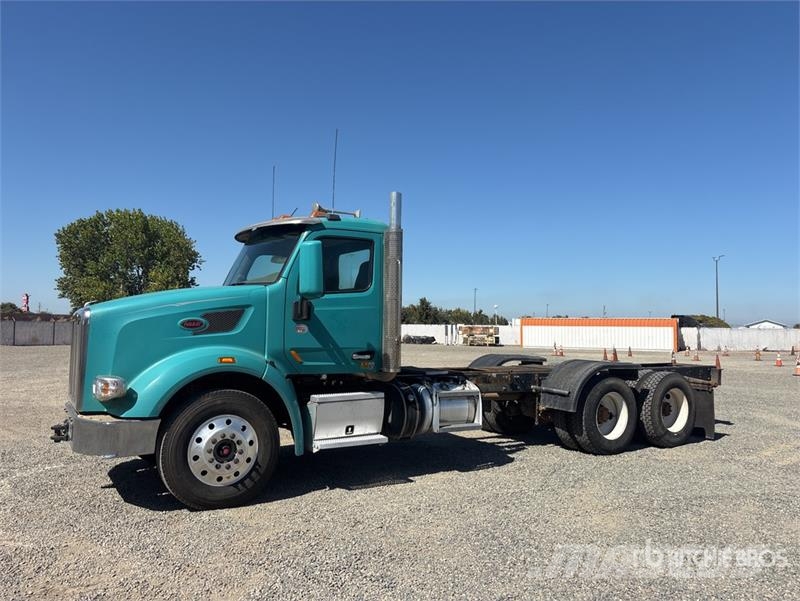 Peterbilt 567 Cabinas