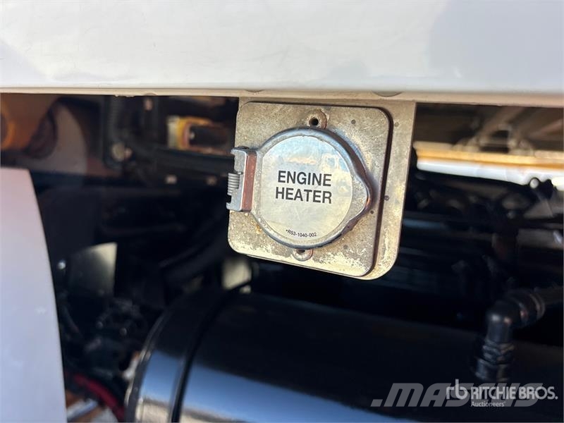 Peterbilt 567 Trekkers