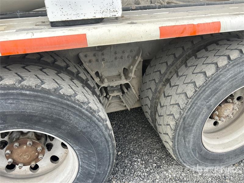 Peterbilt 567 12x4 Mixer Truck Betonvedēji