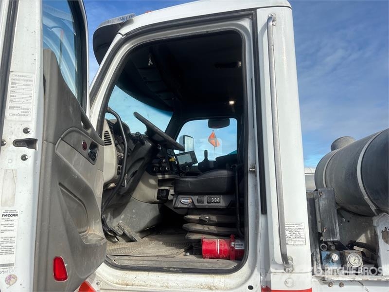 Peterbilt 567 12x4 Mixer Truck Camiões de betão