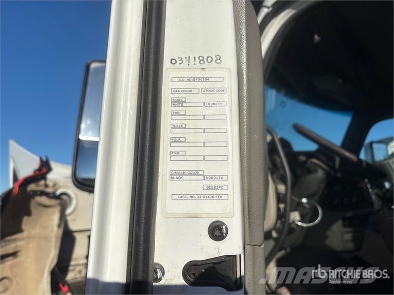 Peterbilt 567 12x4 Mixer Truck Betonmischer
