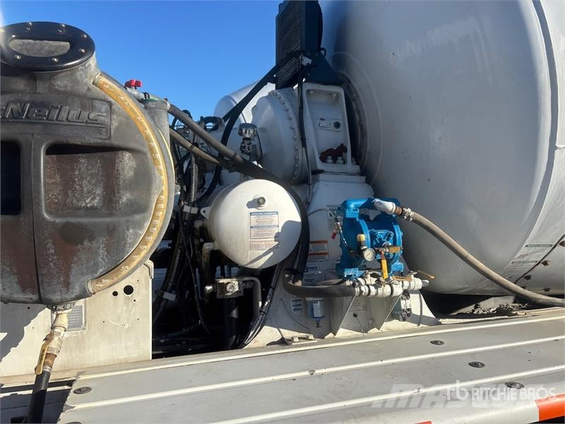 Peterbilt 567 12x4 Mixer Truck Betonmischer