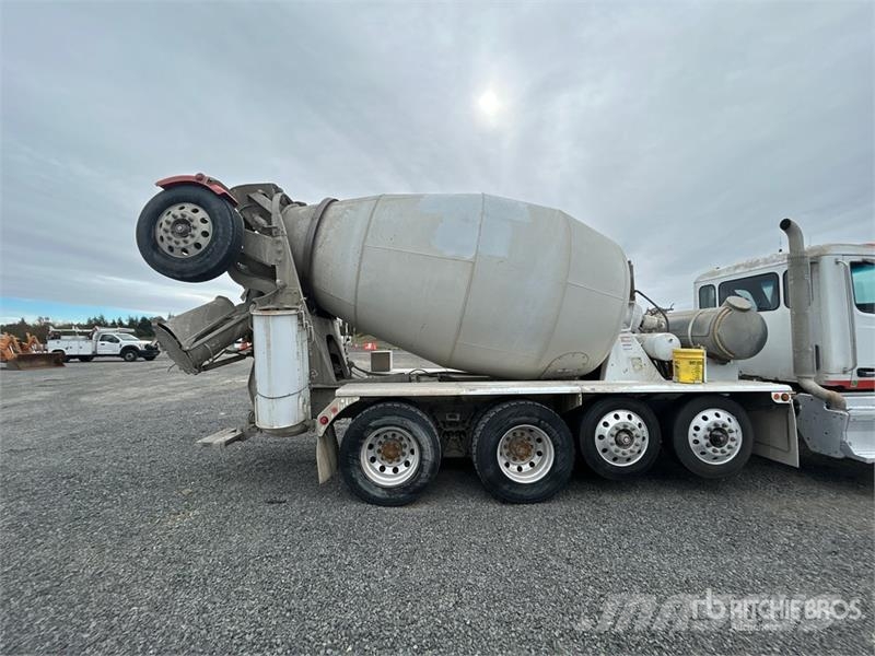 Peterbilt 567 12x4 Mixer Truck Бетономішалки (Автобетонозмішувачі)