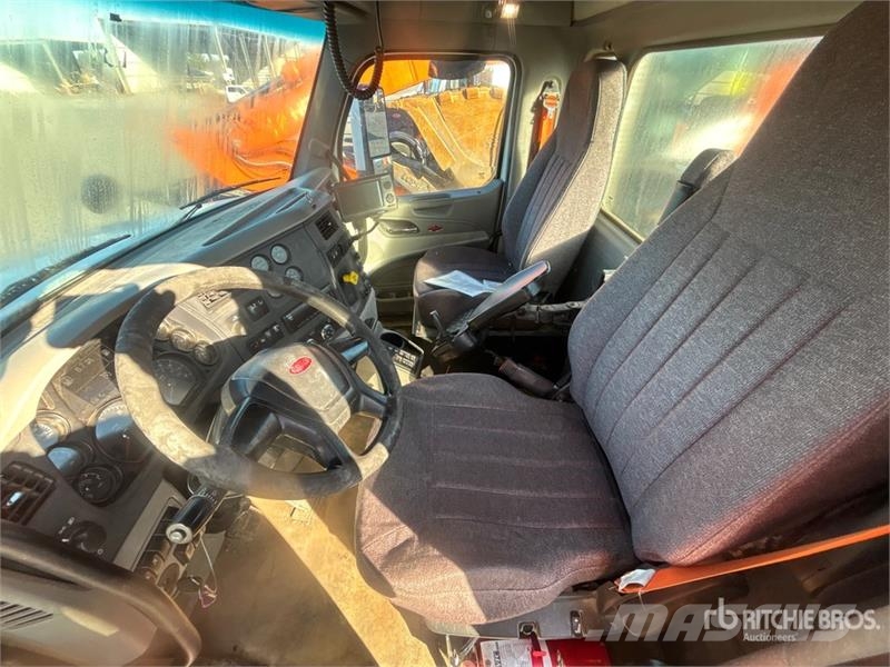 Peterbilt 567 12x4 Mixer Truck Betonmischer