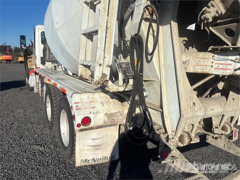 Peterbilt 567 12x4 Mixer Truck Betonmischer