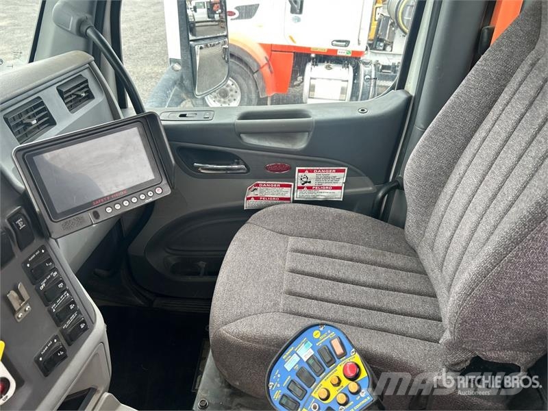 Peterbilt 567 12x4 Mixer Truck Бетономішалки (Автобетонозмішувачі)