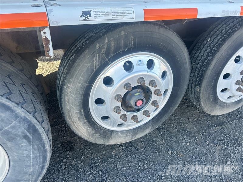 Peterbilt 567 12x4 Mixer Truck Автобетоносмесители