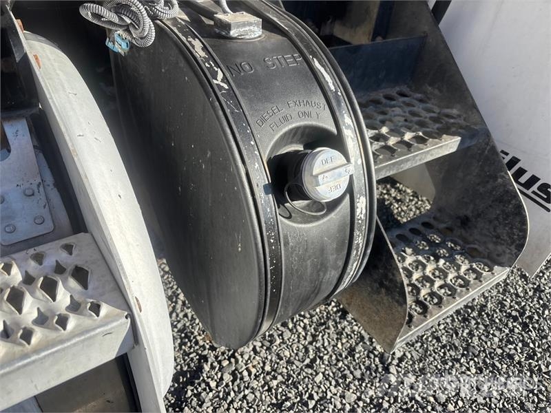 Peterbilt 567 12x4 Mixer Truck Betonmischer