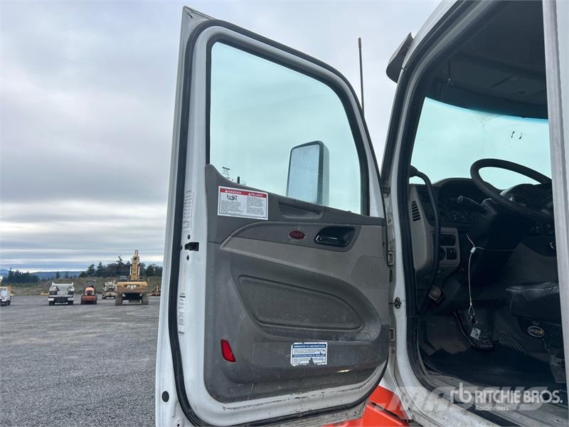 Peterbilt 567 12x4 Mixer Truck Betonvedēji