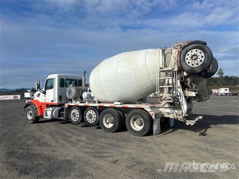Peterbilt 567 12x4 Mixer Truck Camiões de betão