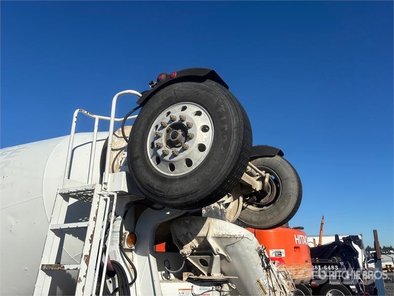 Peterbilt 567 12x4 Mixer Truck Betonmischer