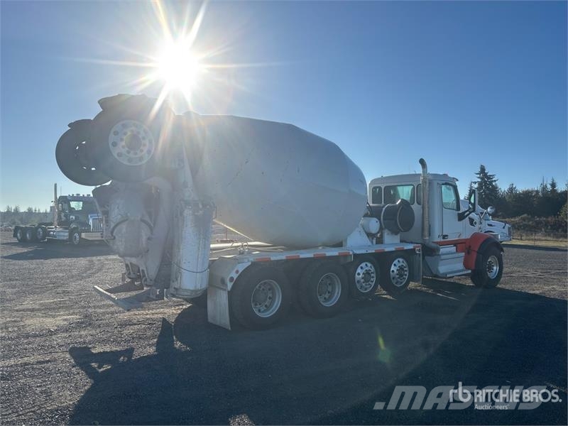 Peterbilt 567 12x4 Mixer Truck Betonmischer
