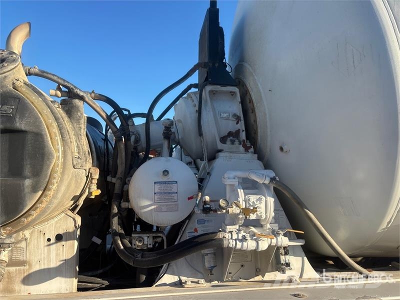Peterbilt 567 12x4 Mixer Truck Avtomešalci za beton