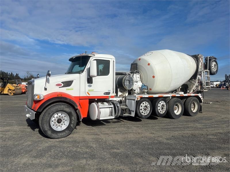 Peterbilt 567 12x4 Mixer Truck Camiões de betão