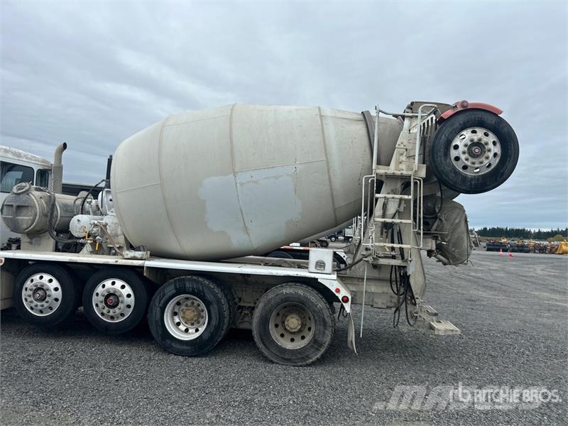 Peterbilt 567 12x4 Mixer Truck Бетономішалки (Автобетонозмішувачі)